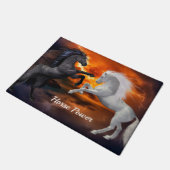 ひどい稲妻嵐で戦う馬 ドアマット (アングル)