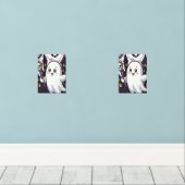 ひねりのかわいい幽霊のポスよくはしゃぐター (ウッドフロア)