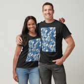 ひび割れたペイントの抽象画 ブルーウェザードサーフェス Tシャツ (ユニセックス)