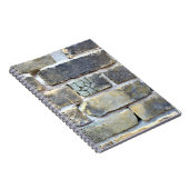 ひび割れた崩れやすいレンガの壁 ソフト グランジ ノートブック (右側)