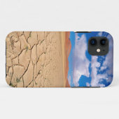ひび割れた砂漠の平原 Case-Mate iPhoneケース (裏面(横))