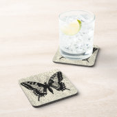 ひび割れた背景に黒と白の蝶 コースター (右側)