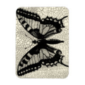 ひび割れた背景に黒と白の蝶 マグネット (縦)
