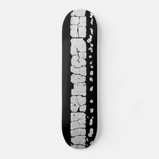 ひび割れた道絵を描 スケートボード (正面)