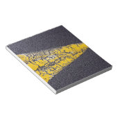 ひび割れた道路 ノートパッド (アングル)