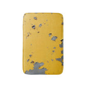 ひび割れた黄色の金属:汚れたテクスチャ。 バスマット (正面縦)