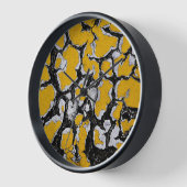 ひび割れた黄色絵を描路 壁時計 (傾斜)