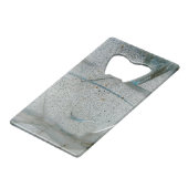 ひび割れて汚れた草 クレジットカード栓抜き (裏面アングル)