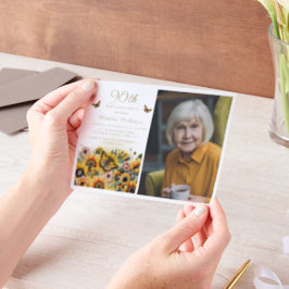 ひまわりと蝶の女性の90歳の誕生日 ベラム紙招待状