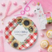 ひまわりと赤いタータン柄の BBQ ウェディング ペーパープレート (パーティー)
