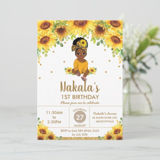 ひまわりのかわいいアフリカ系アメリカ人女の子1歳の誕生日  招待状 (スタンド正面)