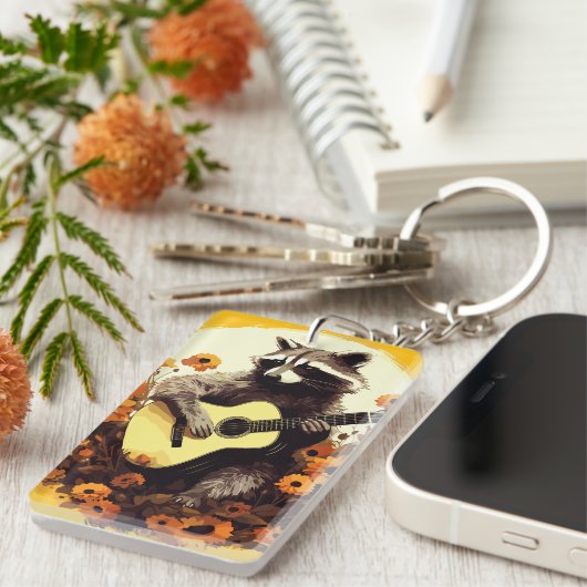 ひまわりのアライグマギターセレナーデ キーホルダー (正面右)