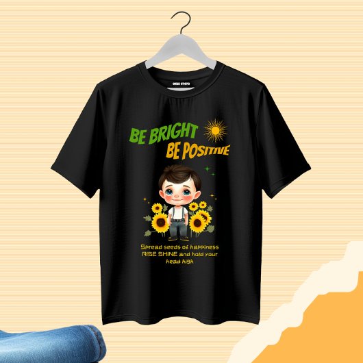 ひまわりの小さな少年 Tシャツ