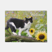 ひまわりの木の枝にかわいいタキシード猫 – ドアマット (正面)