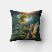 ひまわりの花で呪文を唱える少女 クッション (裏面)