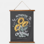 ひまわりの花と蝶グラフィック 吊り下げ型タペストリー (正面)