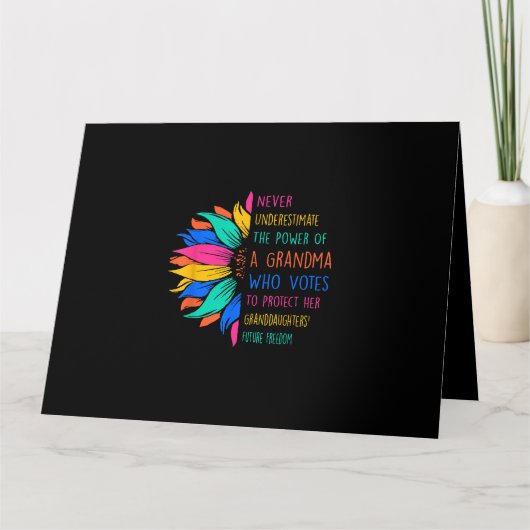 ひまわりの花はおばあちゃんの力を過小評価しない カード (正面)