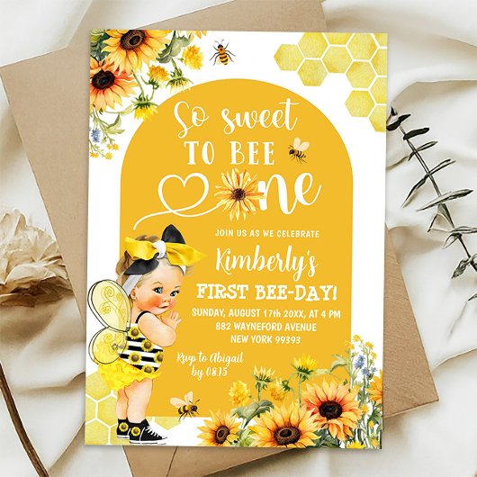ひまわりの蜂蜜ブロンドの女の子 初めてのBee-Day 誕生日 招待状