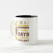 ひまわりをする ツートーンマグカップ (正面左)