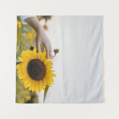 ひまわりを持つ人 タペストリー (正面(横))