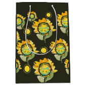 ひまわりイエローブラックガール誕生日 ミディアムペーパーバッグ (正面)