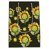 ひまわりイエローブラックガール誕生日 ミディアムペーパーバッグ (裏面)