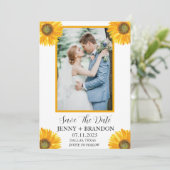 ひまわりエレガントのモダン素朴フローラ写真 セーブザデート (スタンド正面)