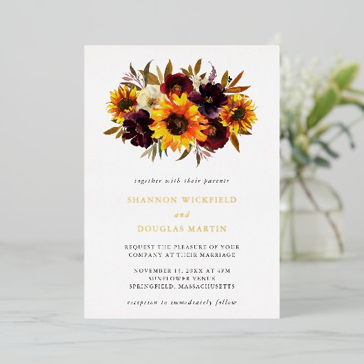 ひまわりバラ紫素朴秋の結婚式金ゴールド 箔招待状 (立ち正面)