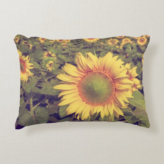 ひまわりフィルター効果付きレトロヴィンテージスタイル アクセントクッション (正面)