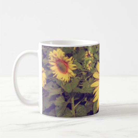 ひまわりフィルター効果付きレトロヴィンテージスタイル コーヒーマグカップ (左)