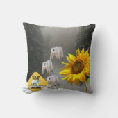 ひまわりフローラ装飾用クッションケースポーラベア クッション (正面)