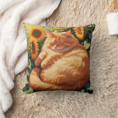 ひまわり付きの眠い太ったオレンジ色の猫 クッション (ブランケット)