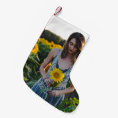 ひまわり畑に立つ人 スモールクリスマスストッキング (正面 (吊り時))