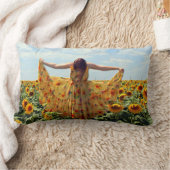 ひまわり畑の少女 ランバークッション (ブランケット)