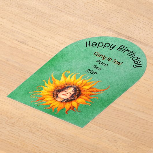 ひまわり白熱［赤熱］光を放つ若い女の子顔インセンターグリーン アクリル招待状 (レイダウン)