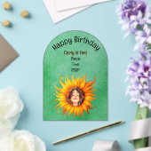 ひまわり白熱［赤熱］光を放つ若い女の子顔インセンターグリーン アクリル招待状 (インサイチュ (ウェディング))