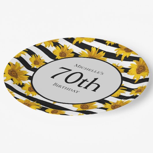ひまわり白黒ストライプ70誕生日 ペーパープレート (アングル)