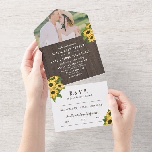 ひまわり素朴と木の結婚写真 オールインワン招待状 (貼ってはがせる)