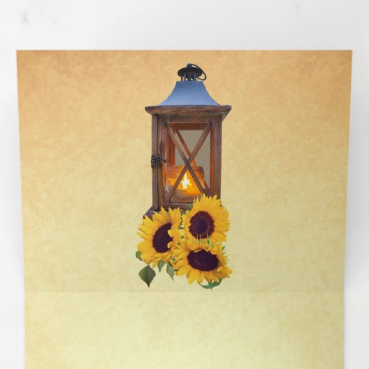 ひまわり素朴の蝋燭のランタンすべて結婚の 三つ折り招待状 (内部最初)