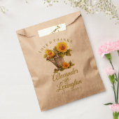 ひまわり素朴をテーマにした結婚式の引き出物バッグ | フェイバーバッグ (封をした状態)