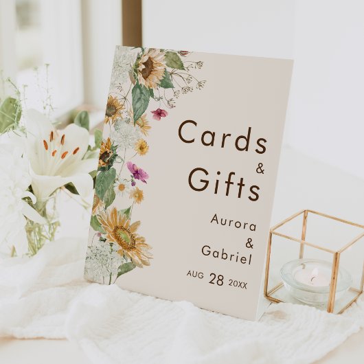 ひまわり素朴ベージュのウェディングカードとギフト 台座サイン