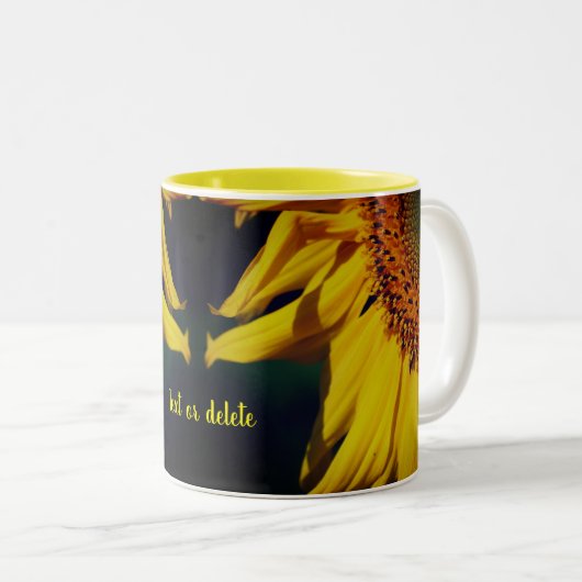 ひまわり花びらフローラ パーソナライズされた ツートーンマグカップ (正面右)