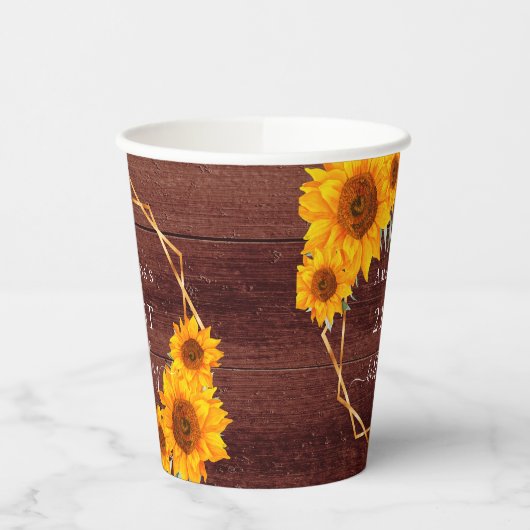 ひまわり茶色の木の名前の素朴な誕生日 紙コップ (左)