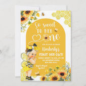 ひまわり蜂蜜ブロンドの女の子最初の蜂の日誕生日 招待状 (正面)