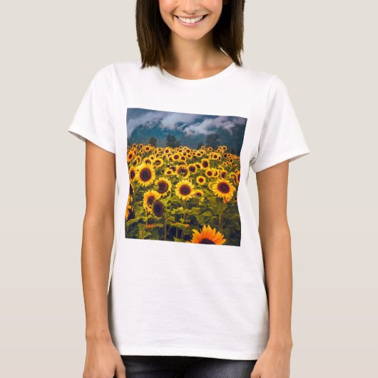 ひまわり野景花黄色 Tシャツ (正面)