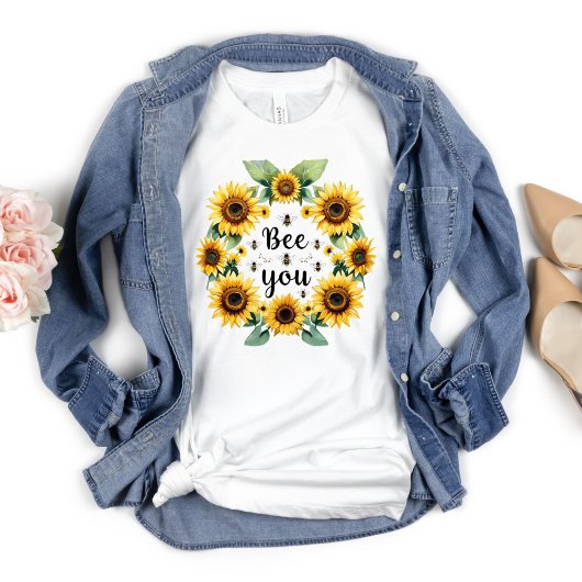 ひまわり くも ハチ you かわいい トレンディーな励まし tシャツ