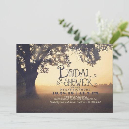 ひもは木の素朴なブライダルシャワーの招待をつけます 招待状 (スタンド正面)