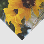 びんの中の新鮮な黄色のひまわり 薄葉紙 (詳細)