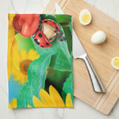 ふきんのヒマワリおよび眠いてんとう虫 キッチンタオル (四つ折り)