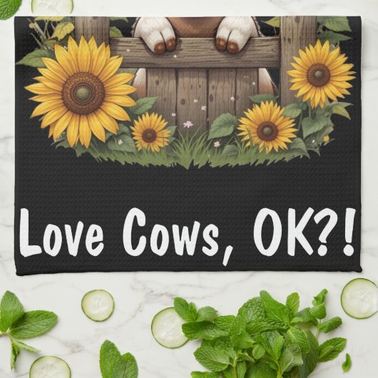 ふくらはぎのひまわりで囲まれたフェンス越しに覗き込む キッチンタオル (折り畳み)